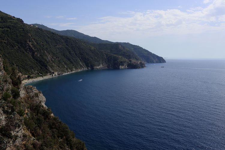 Corniglia liegt oberhalb des Meeres und bietet somit eine schöne Aussicht