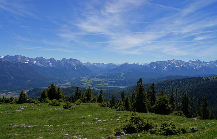 Der Simetsberg ist ein ausgezeichneter Aussichtsgipfel